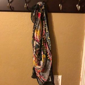 Multicolored scarf